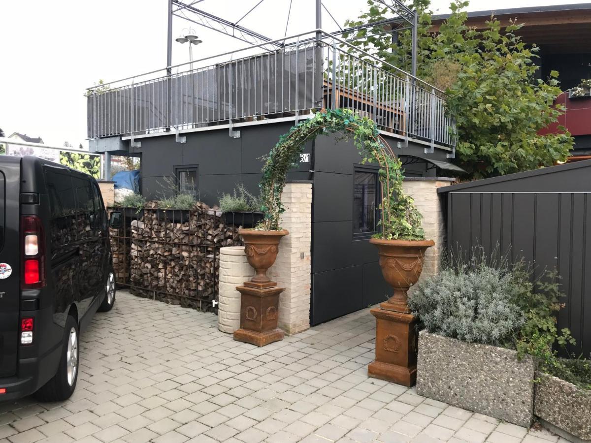 Tiny House Black Pearl Tettnang Eksteriør billede