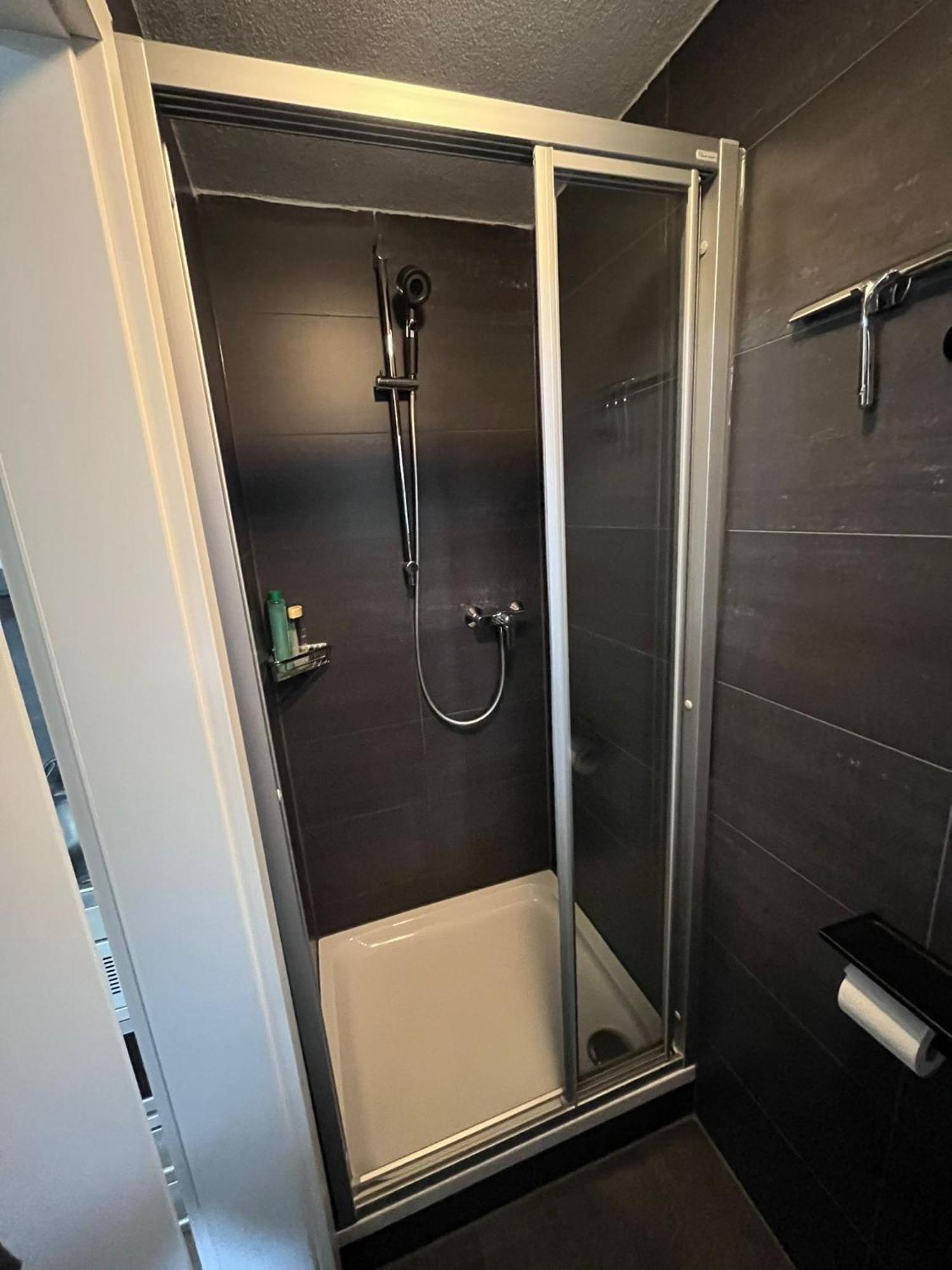 Tiny House Black Pearl Tettnang Eksteriør billede